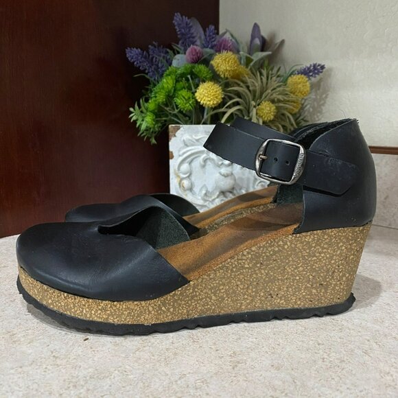 Yokono Womens Black Leather Mary Jane Wedge Sandals Size 7 With Cork Sole & Buck - Picture 2 of 7